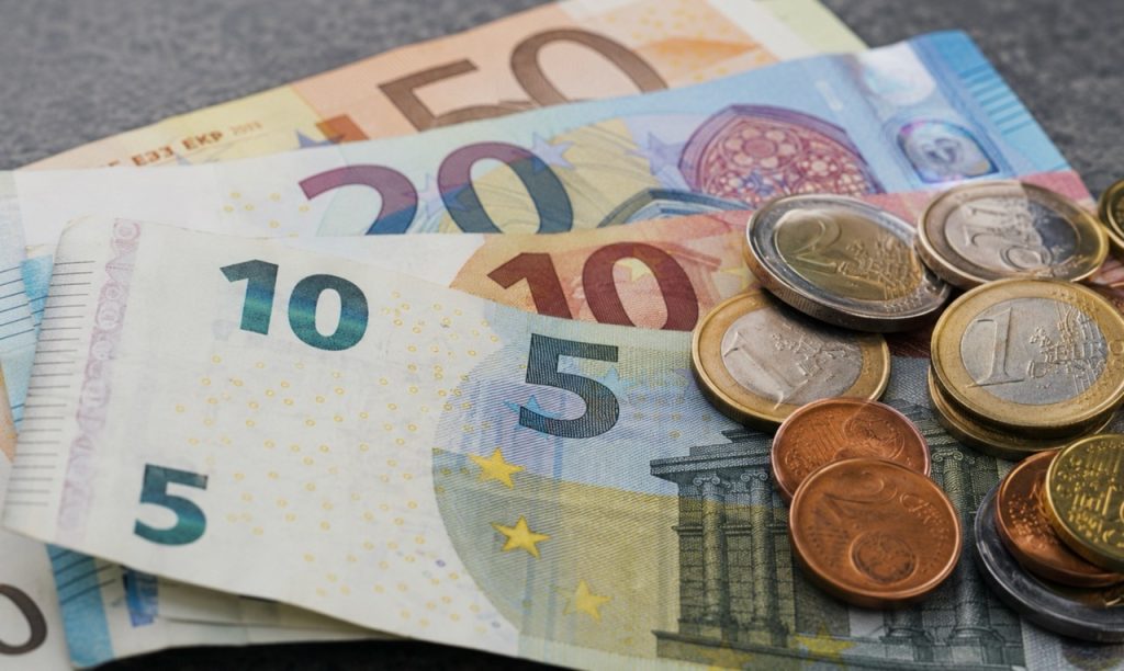 dinero de credito con aval de coche en tarragona